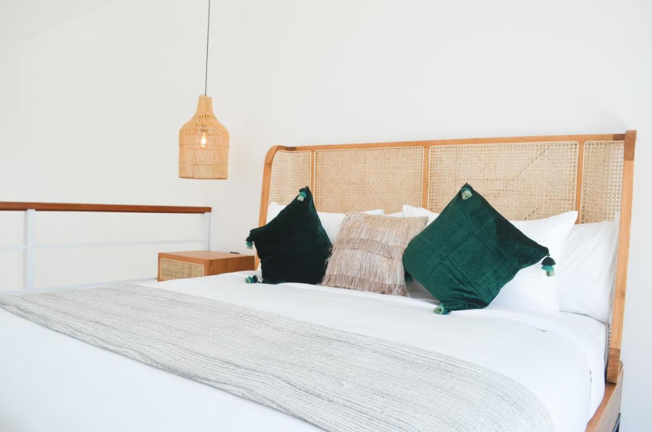 Villa Poppy Bumbak Canggu Εξωτερικό φωτογραφία