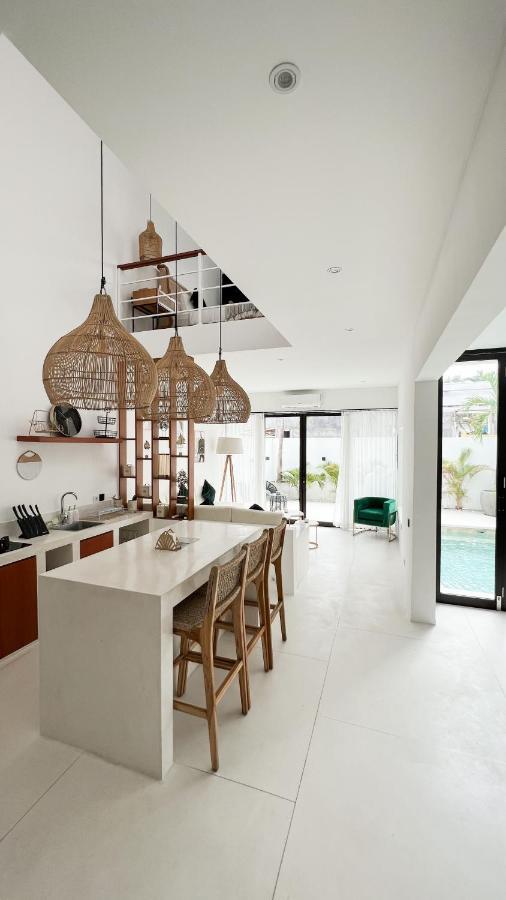 Villa Poppy Bumbak Canggu Εξωτερικό φωτογραφία